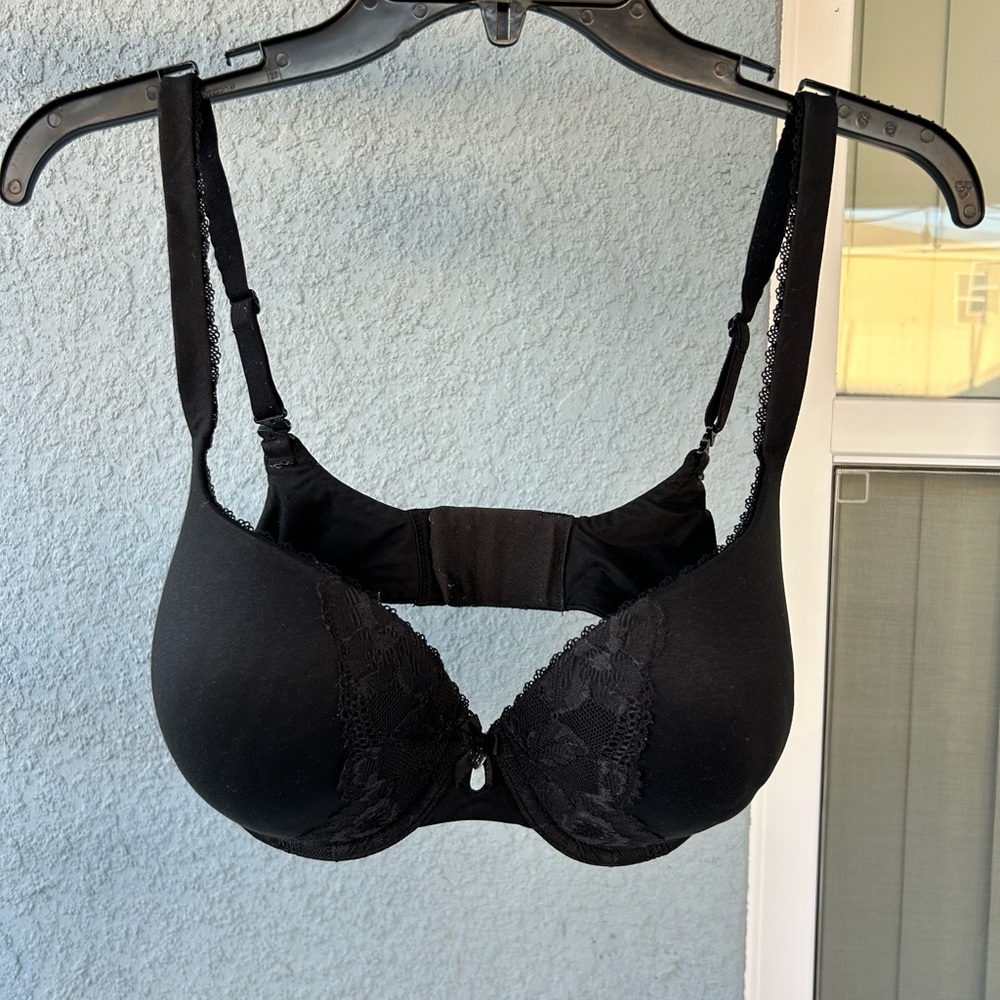 Victoria's Secret Women's Padded Perfect Coverage Black Lace Bra Size 36DD - Picture 1 of 4